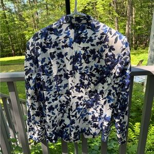 Basler Blue and White Floral Top